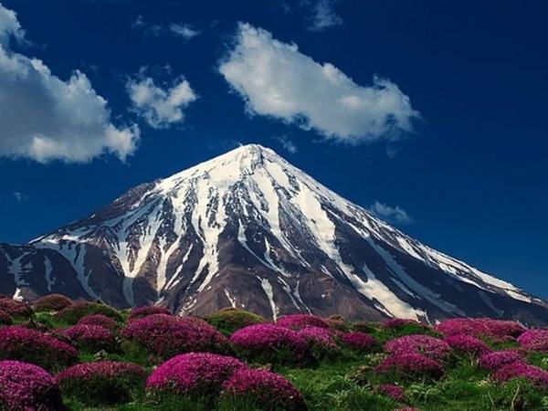 Eveniment damavand-5671m-cel-mai-inalt-vulcan-al-asiei